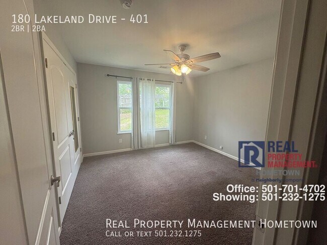 Foto del edificio - 180 Lakeland Dr