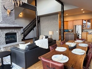 Building Photo - 160 Fuller Placer Rd