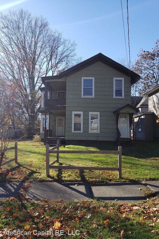 Foto del edificio - 5 br, 1.5 bath House - 202 Harmon St