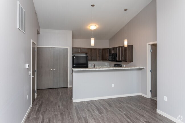 2BR, 2BA - 935SF - Westview Heights Apartments, LLC