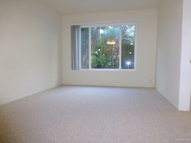 Building Photo - 814 14th St