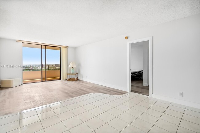 Building Photo - 600 Three Islands Boulevard