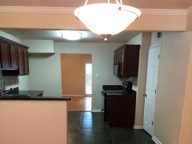 Foto del edificio - 2685 Central Terrace