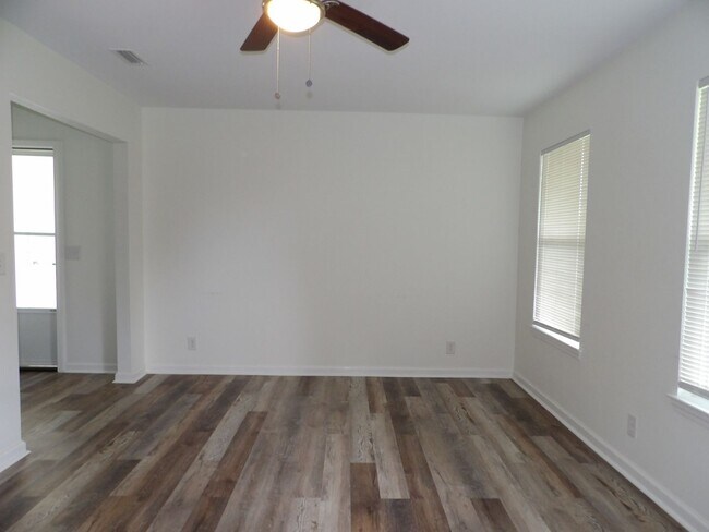 Foto del edificio - County Road 63, Coffee Springs, AL