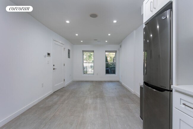 Foto del edificio - 72A Somers St