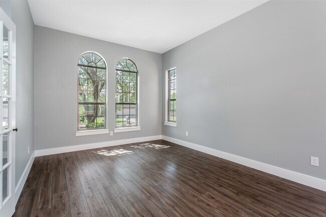 Building Photo - 4738 Coyote Trail