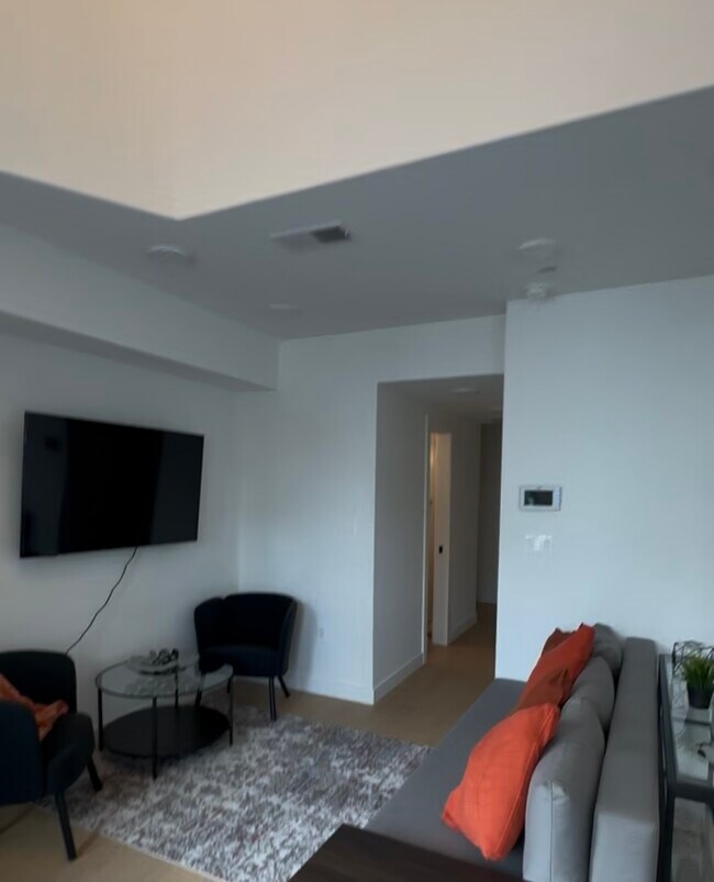 Foto del edificio - 304 Florida Ave NW