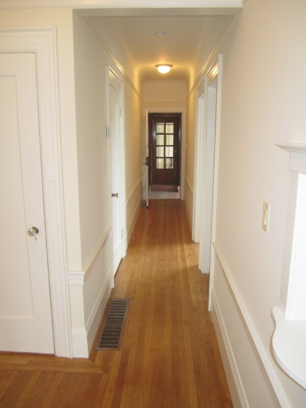 Building Photo - 1305 Cabrillo St