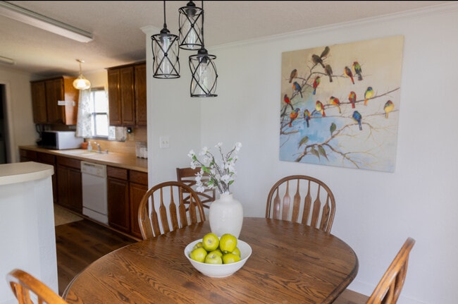 Building Photo - 30507 N 2960 Rd