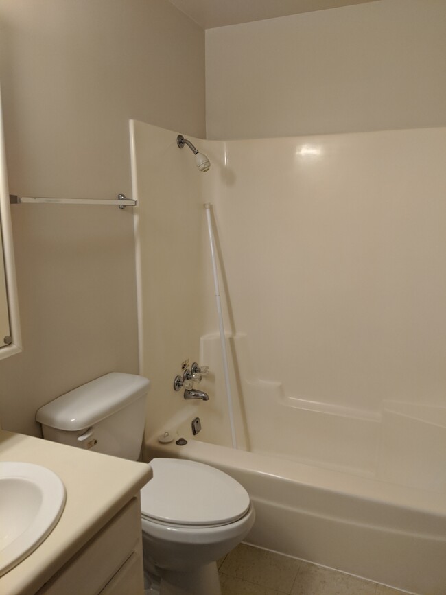 Building Photo - 162 Butner Dr