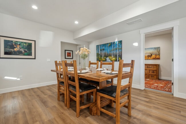 Foto del edificio - 1073 N Ml Rd