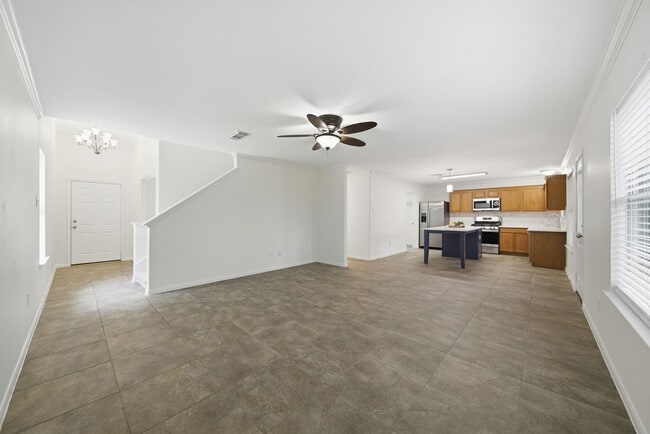 Building Photo - 32334 Summer Park Ln