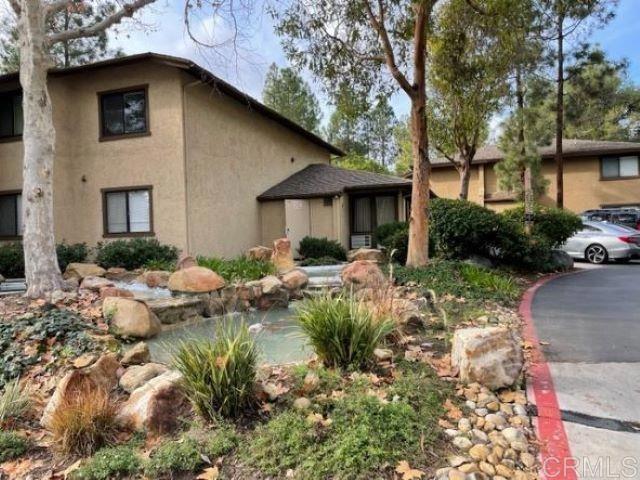 Foto principal - 10246 Black Mountain Rd