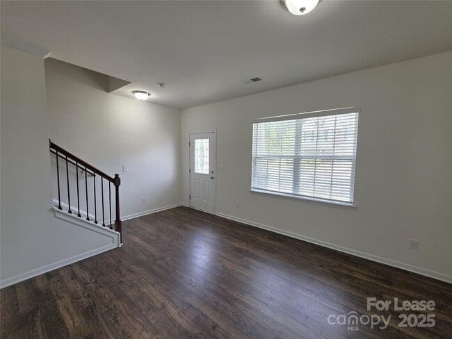 Building Photo - 2208 Apple Glen Ln