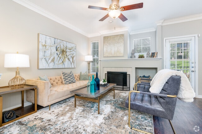 Interior Photo - The Reserve on Willow Lake