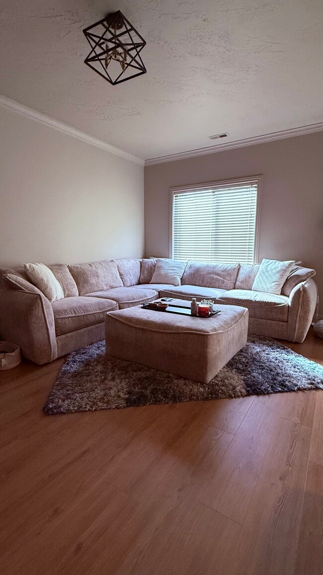 Building Photo - 6784 Sienna Park Ln