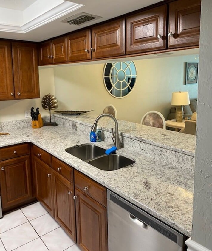 Kitchen - updated counter and appliances - 12500 Cold Stream Dr