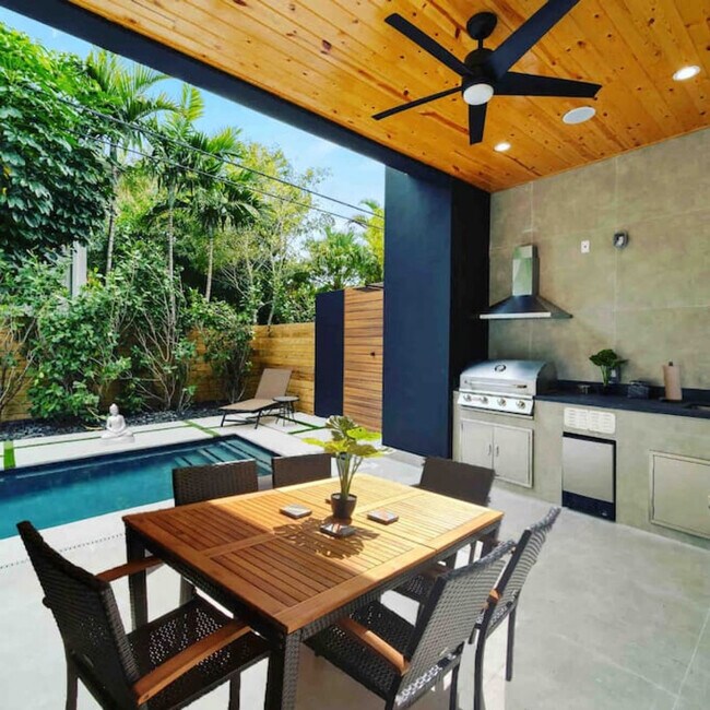 Foto del edificio - 1514 NE 5th Ct