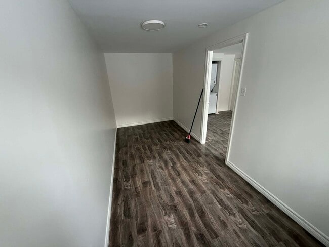 Building Photo - 7 Bennett Ave