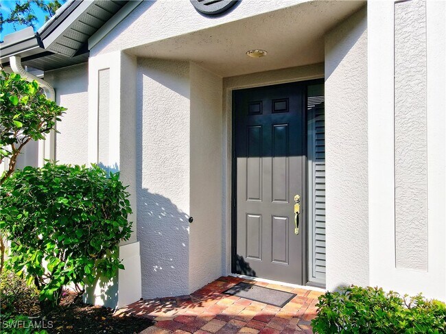 Building Photo - 1757 Tarpon Bay Dr S