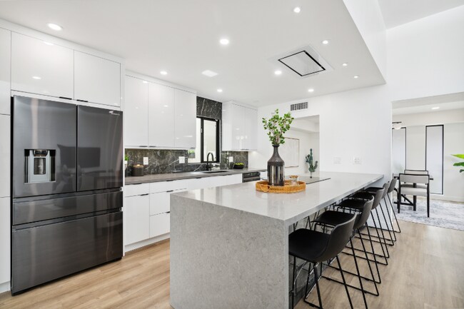 Foto del edificio - 4336 E Piccadilly Rd