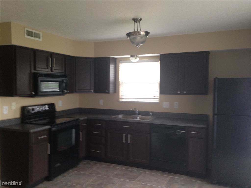 Building Photo - 3 br, 2.5 bath House - 6811 W Denton Dr