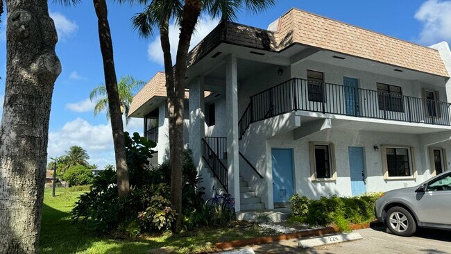 Building Photo - 440 Canal Point S