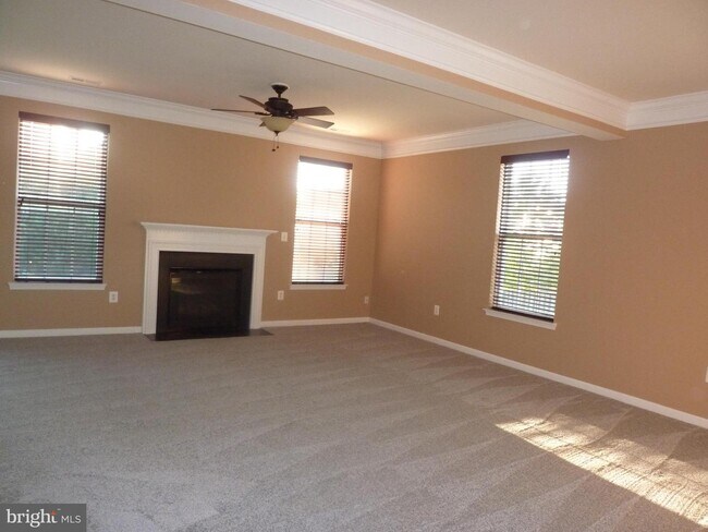 Building Photo - 114 Penderbrook Ct