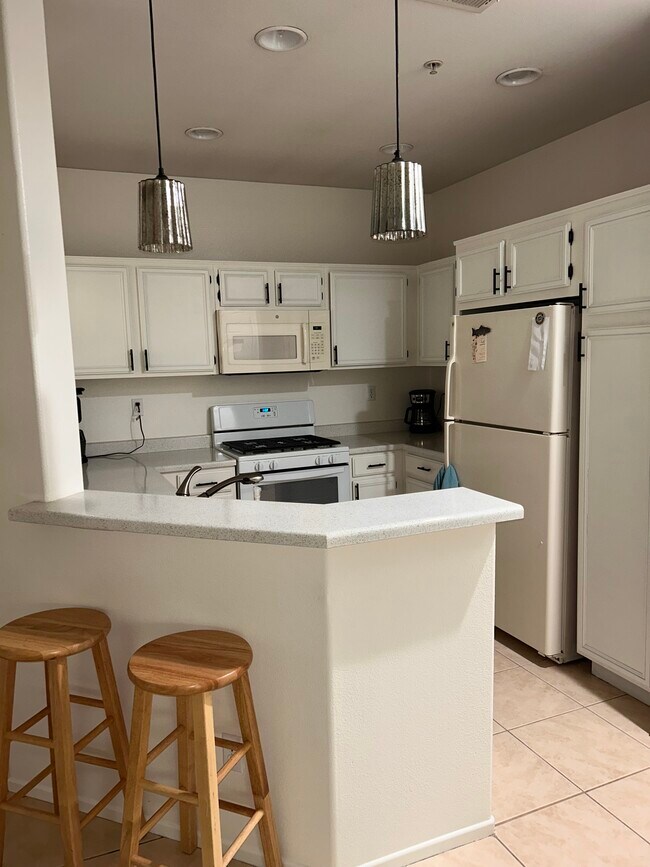 26450 Arboretum Way Unit 1006, Murrieta, CA 92563 Condo for Rent in