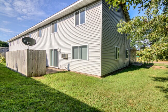 Foto del edificio - 1008 Dutchman Dr