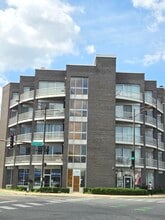 Building Photo - 2500 S Halsted St