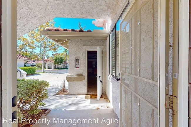 Building Photo - 2 br, 2 bath House - 30 Vista Lago