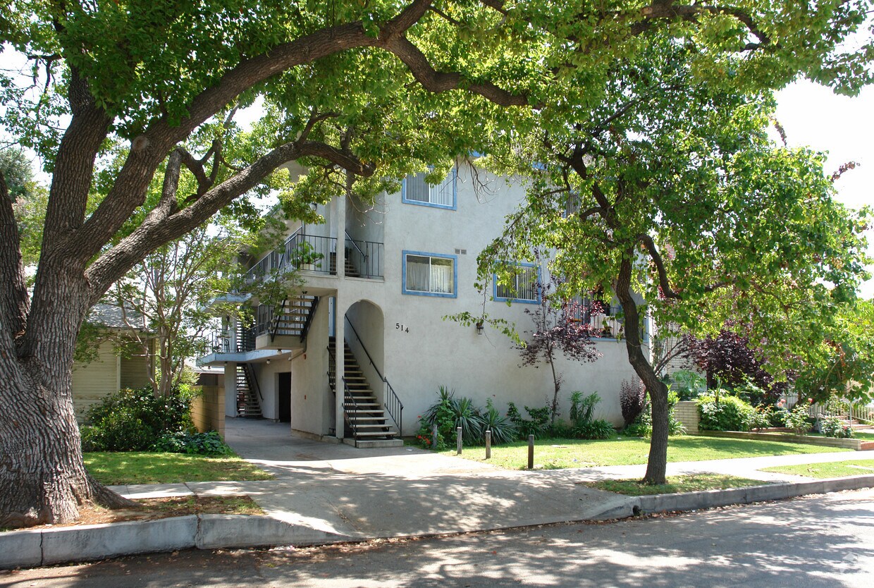 Foto del edificio - 514 Palm Dr