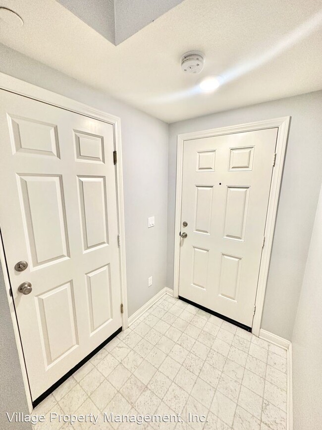 Building Photo - 2 br, 2.5 bath House - 344 Fitzpatrick Roa...