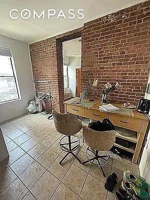 Foto del edificio - 402 E 69th St