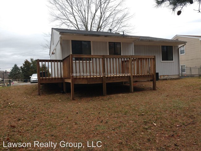 Building Photo - 2 br, 1 bath House - 8570 Brubaker Dr.