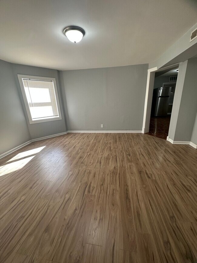 Foto del edificio - 3313 W Berteau Ave