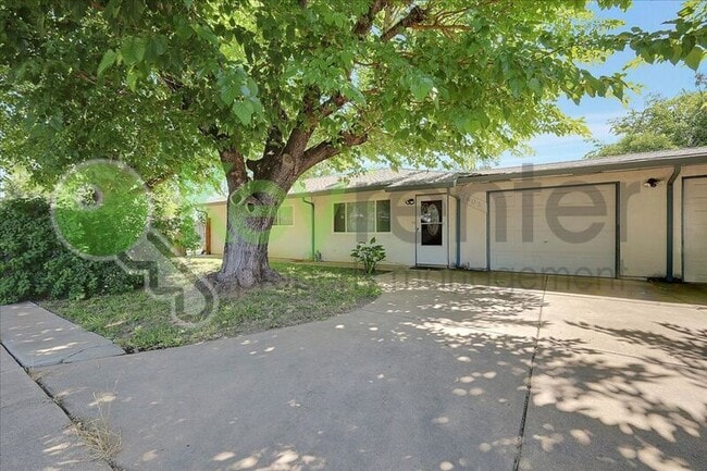 Building Photo - 7603 Linden Ave