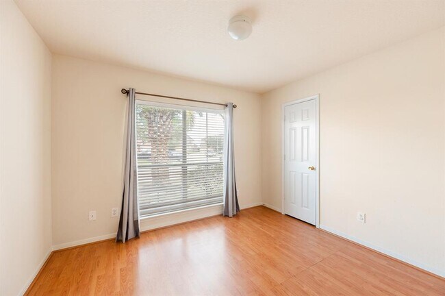 Foto del edificio - 20323 Upland Fair Ln