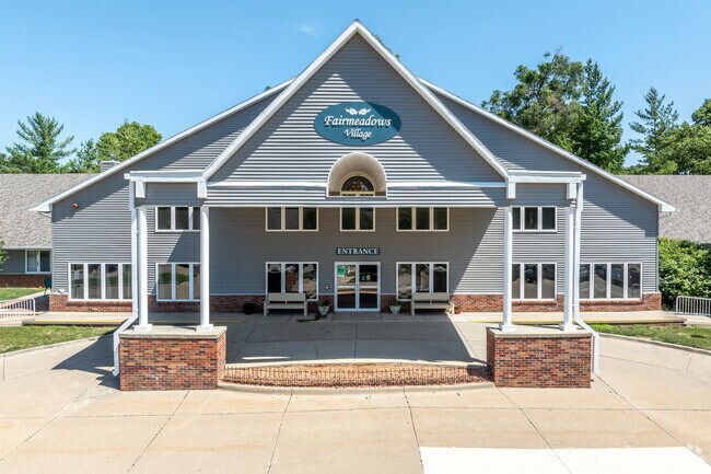 Foto del edificio - Fairmeadows Village-55+ Independent Living...