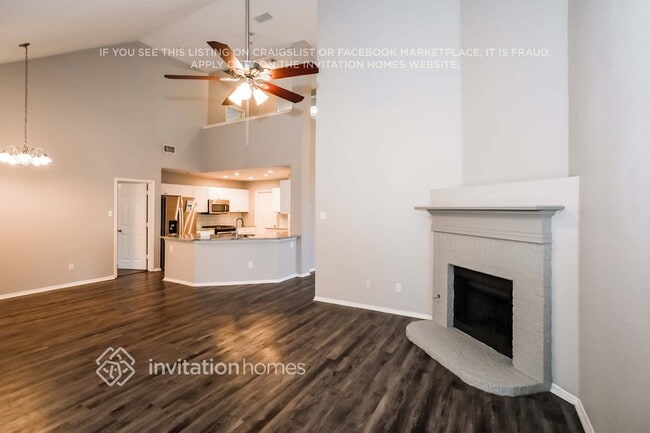 Building Photo - 801 Dayspring Dr