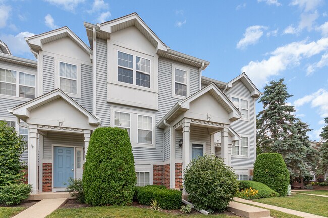 Foto del edificio - 332 Holiday Ln