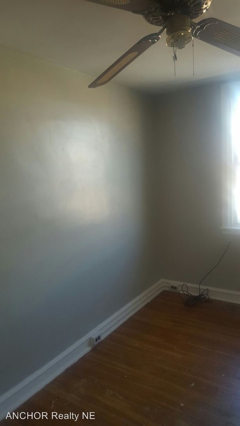 Primary Photo - 4521 Oakmont St