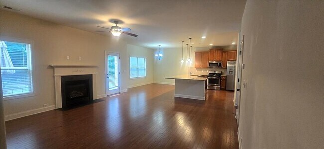 Foto del edificio - 3265 Carrick Rd