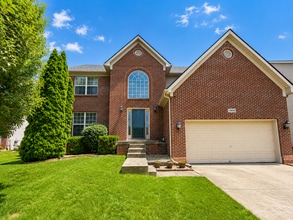 Building Photo - 10916 Collington Dr