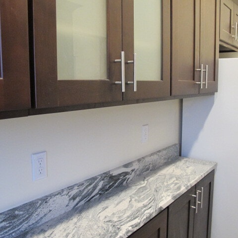 Building Photo - 14 Glenville Ave