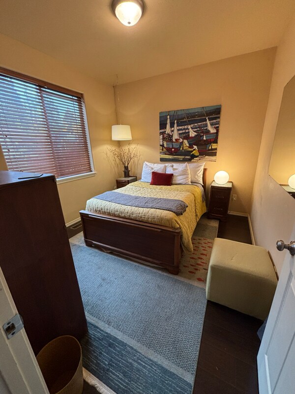 Foto del edificio - 715 Cedar St