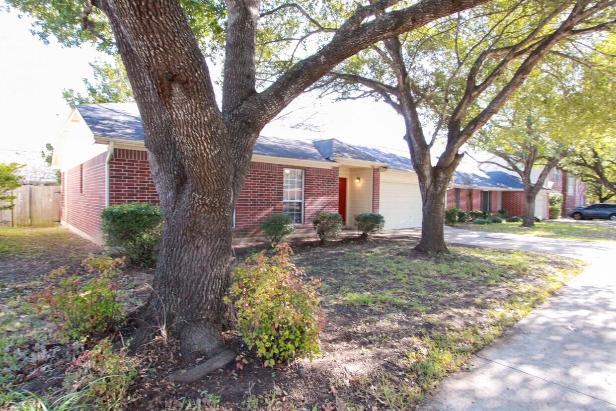 Foto principal - 3 Bedroom, 2 Bath Home in Pflugerville