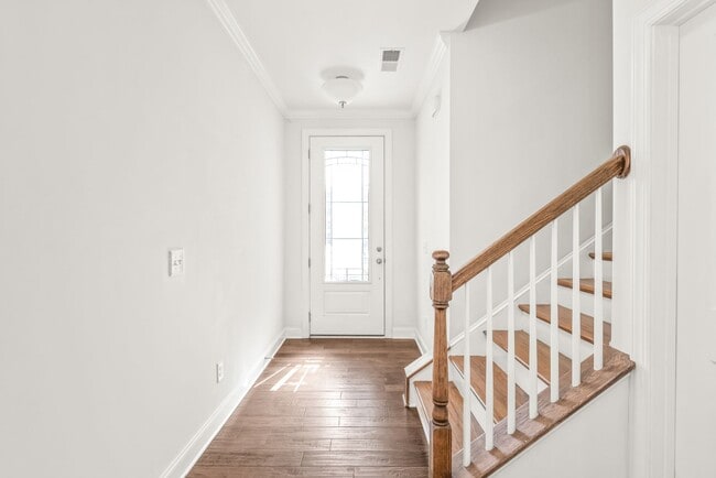 Foto del edificio - Beautiful Home in Prime Ballantyne Location