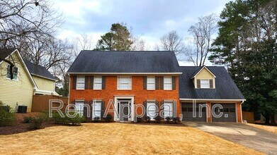 Building Photo - 5139 Chestnut Cir